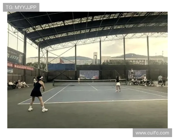 杭州网球队的转型之路:深度解析网球运动的变革与发展 杭州网球队的转型之路:深度解析网球运动的变革与发展