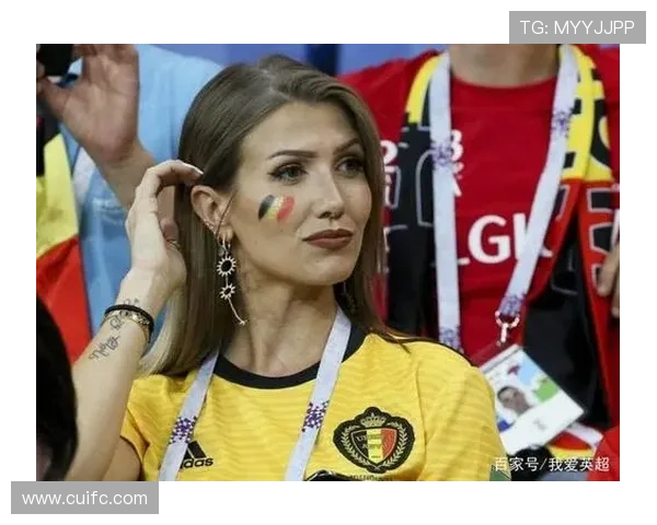 足球明星与其丰满妻子的幸福生活揭秘,爱情与事业的完美结合 足球明星与其丰满妻子的幸福生活揭秘,爱情与事业的完美结合