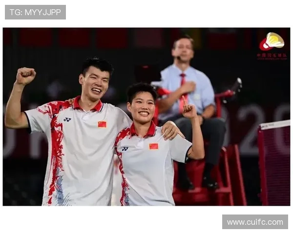 南京羽毛球队与广州羽毛球队赛后复盘分析团队配合与战术执行的精彩对决