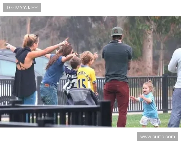 探索adidas代言的足球明星背后的故事与成就 探索adidas代言的足球明星背后的故事与成就