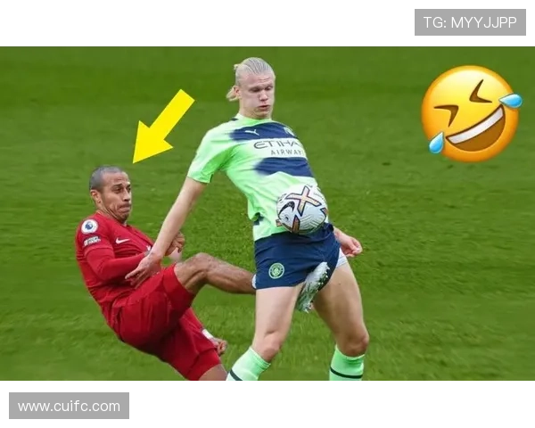 足球场上的搞笑瞬间足球明星们的幽默动作大盘点