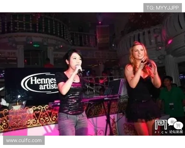 弹吉他唱足球明星的梦想之旅与音乐的激情碰撞