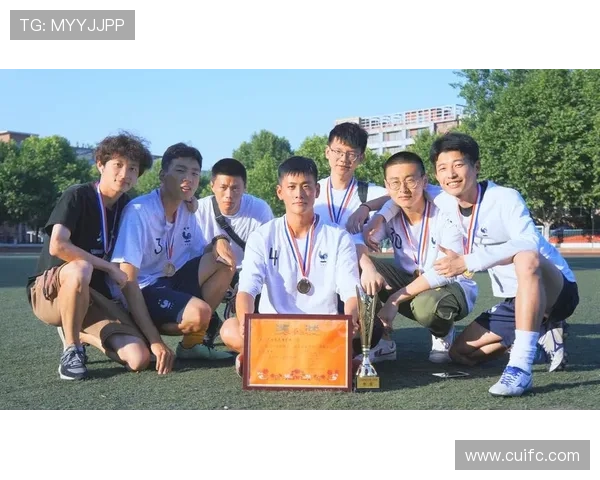 广州足球队心理素质分析：如何提升球队在比赛中的心理韧性与表现