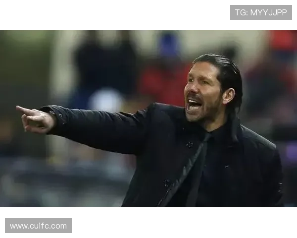 经典足球明星发型大赏回顾展现风格与魅力的完美结合